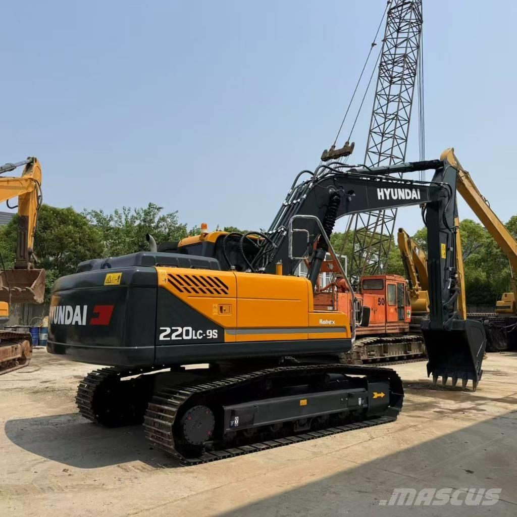 Hyundai R220LC-9S Midikoparki  7t - 12t