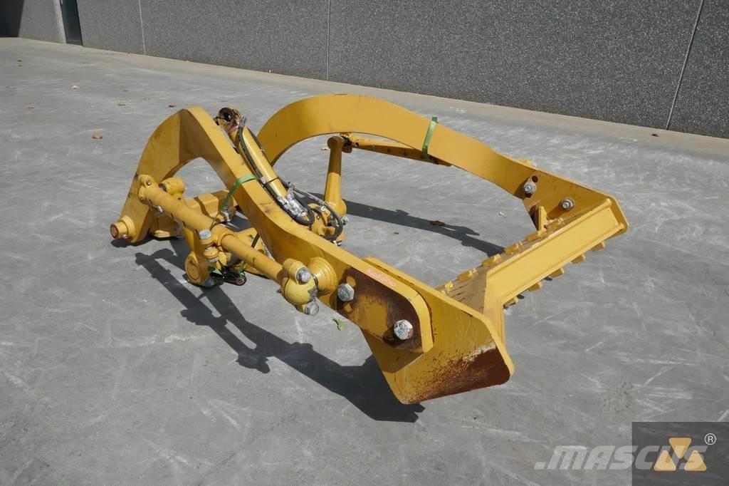 CAT 140M Scarifier Inne akcesoria