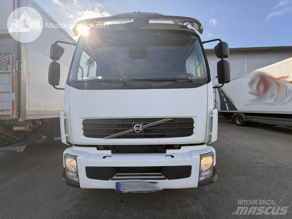 Volvo FL 240 Samochody ciężarowe ze skrzynią zamkniętą