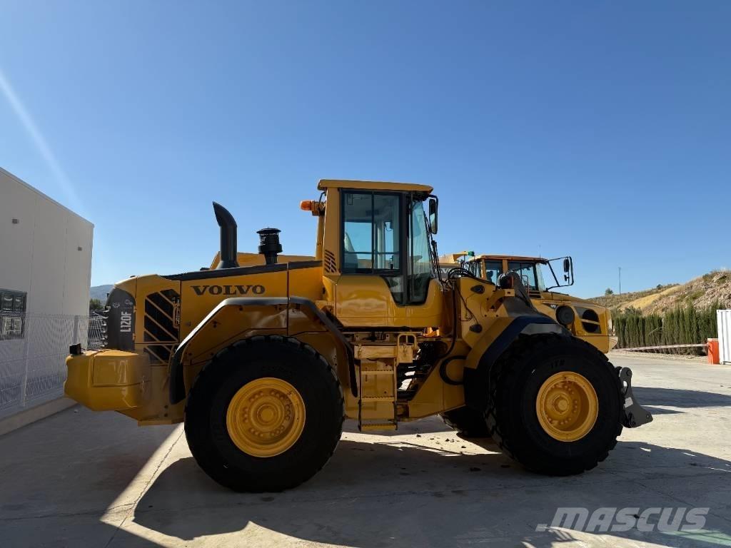 Volvo L 120 F Ładowarki kołowe
