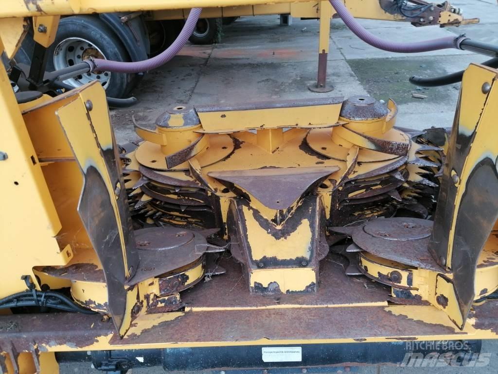 New Holland FR Osprzęt do słomy
