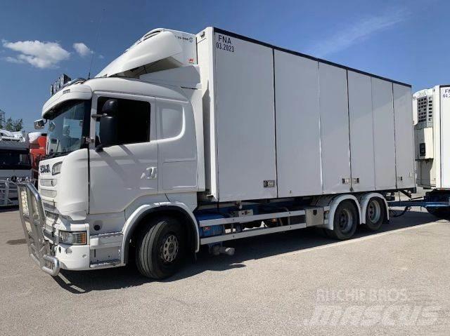 Scania R520 6x2 Samochody ciężarowe ze skrzynią zamkniętą