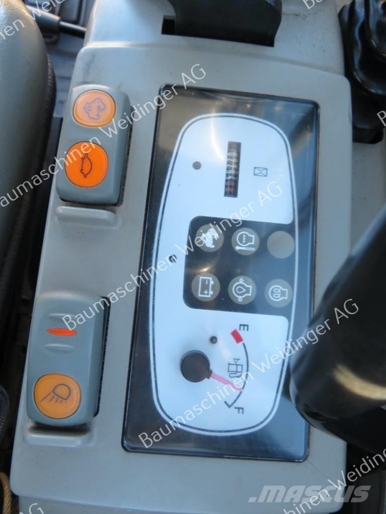 Komatsu PC 16 R-3HS Minikoparki