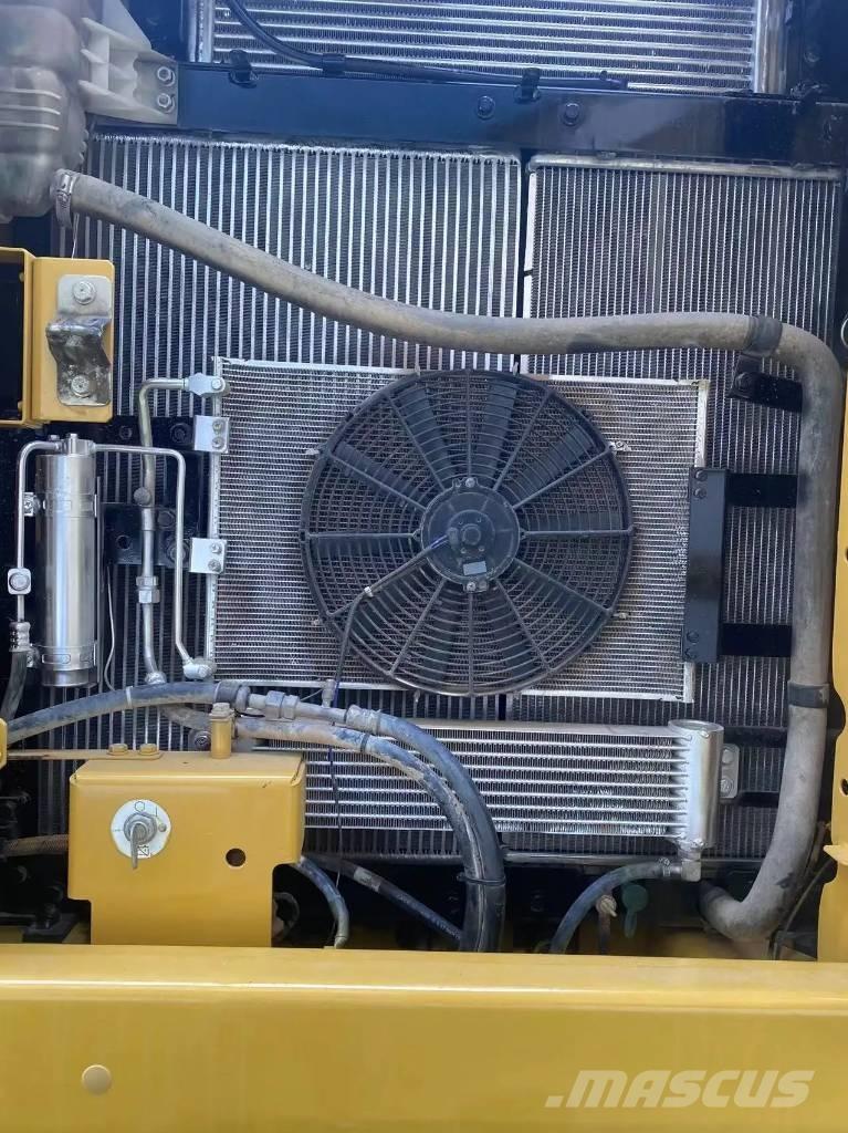 CAT 320GC Koparki gąsienicowe