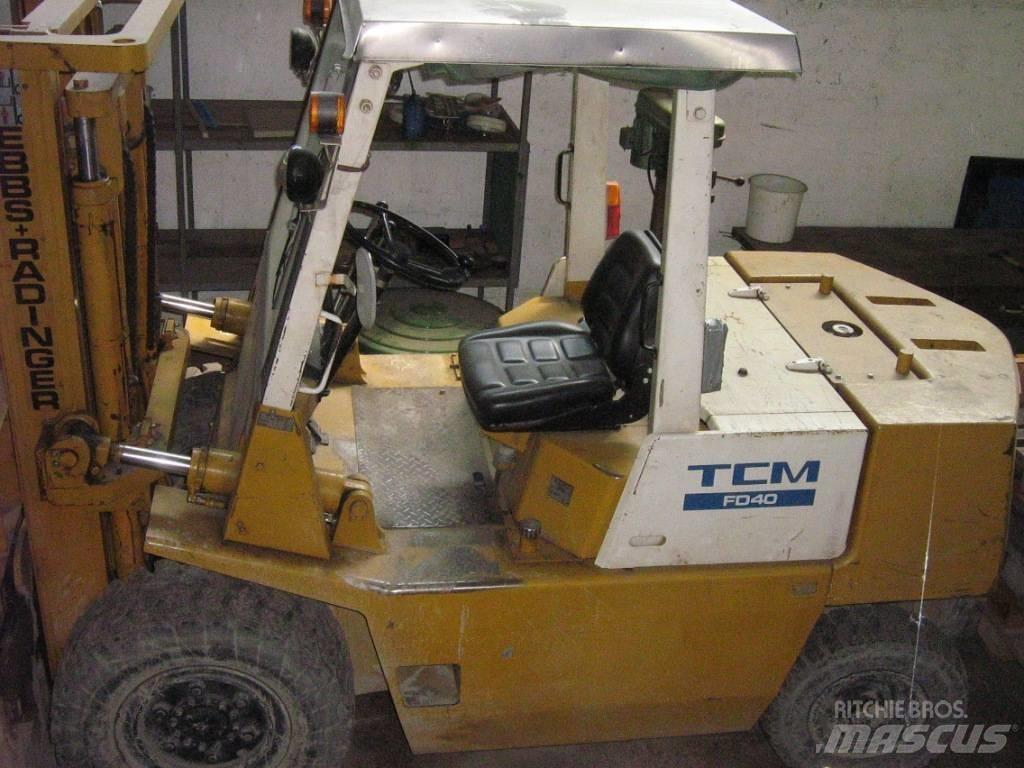 TCM FD40 Wózki Diesla