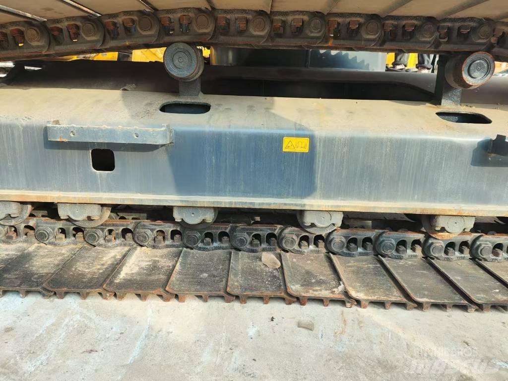 Kobelco SK200D Koparki gąsienicowe