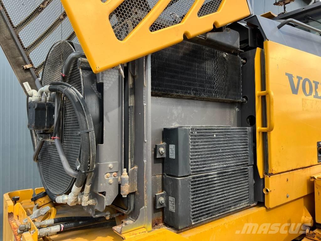 Volvo G970 Równiarki