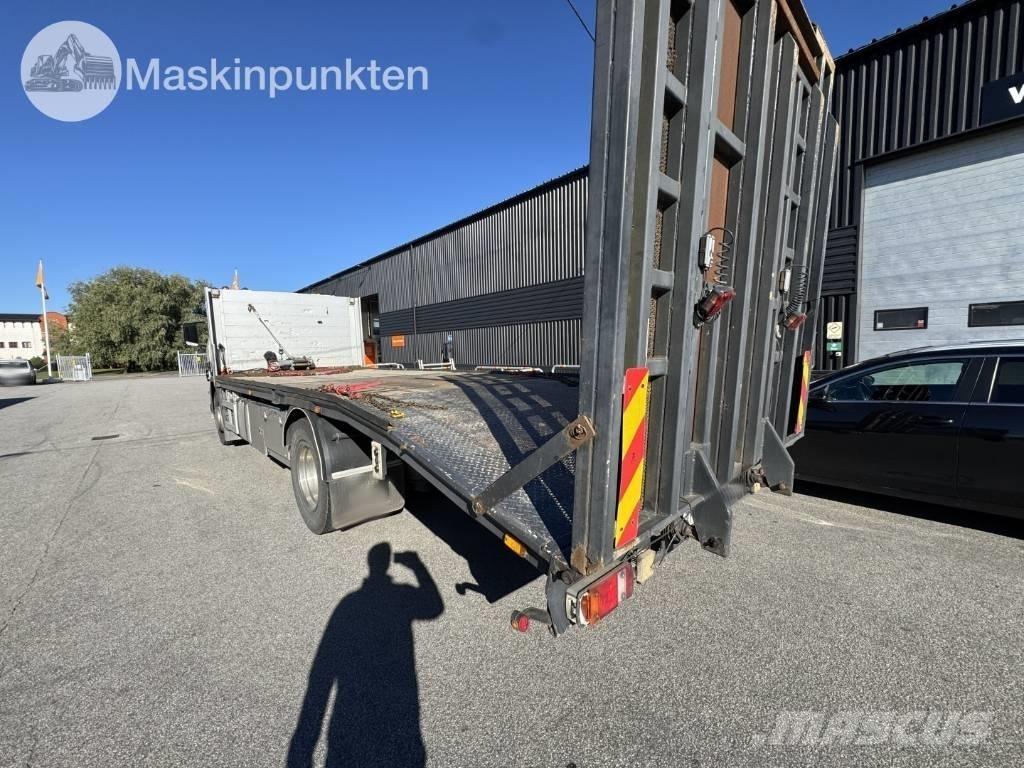 Scania P 94 D Samochody ratownicze pomocy drogowej