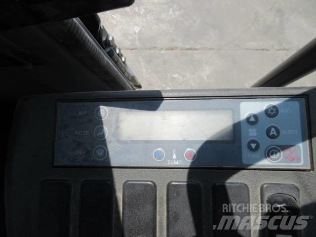 New Holland E 245 Koparki gąsienicowe
