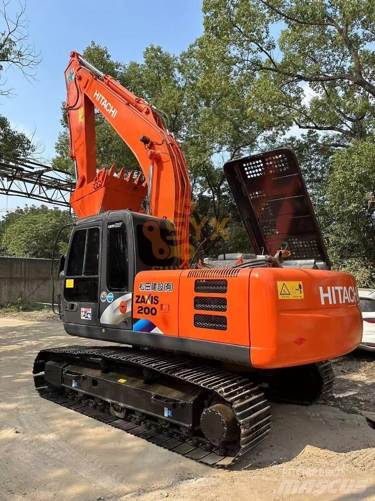 Hitachi EX 200 Koparki gąsienicowe