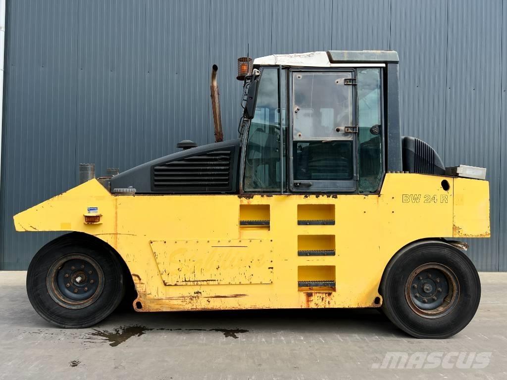 Bomag BW24R Walce ogumione
