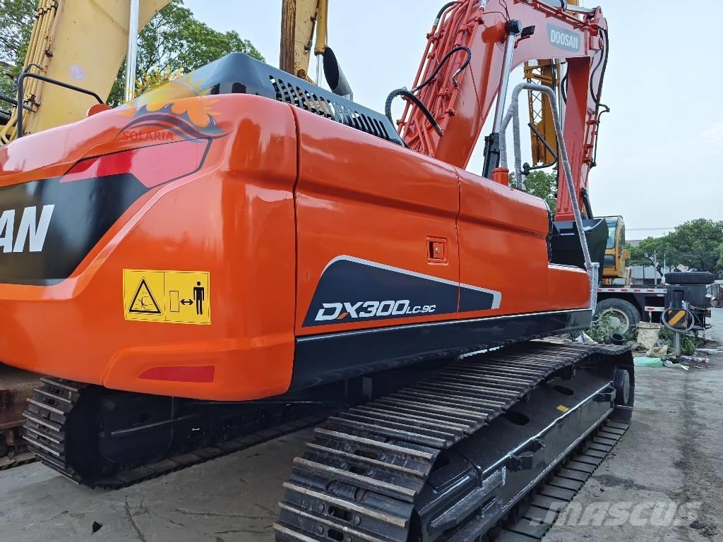 Doosan DX 300 LC Koparki gąsienicowe