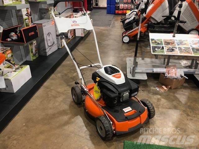 Stihl RM 4 RTP Kosiarki mechaniczne z operatorem za maszyną