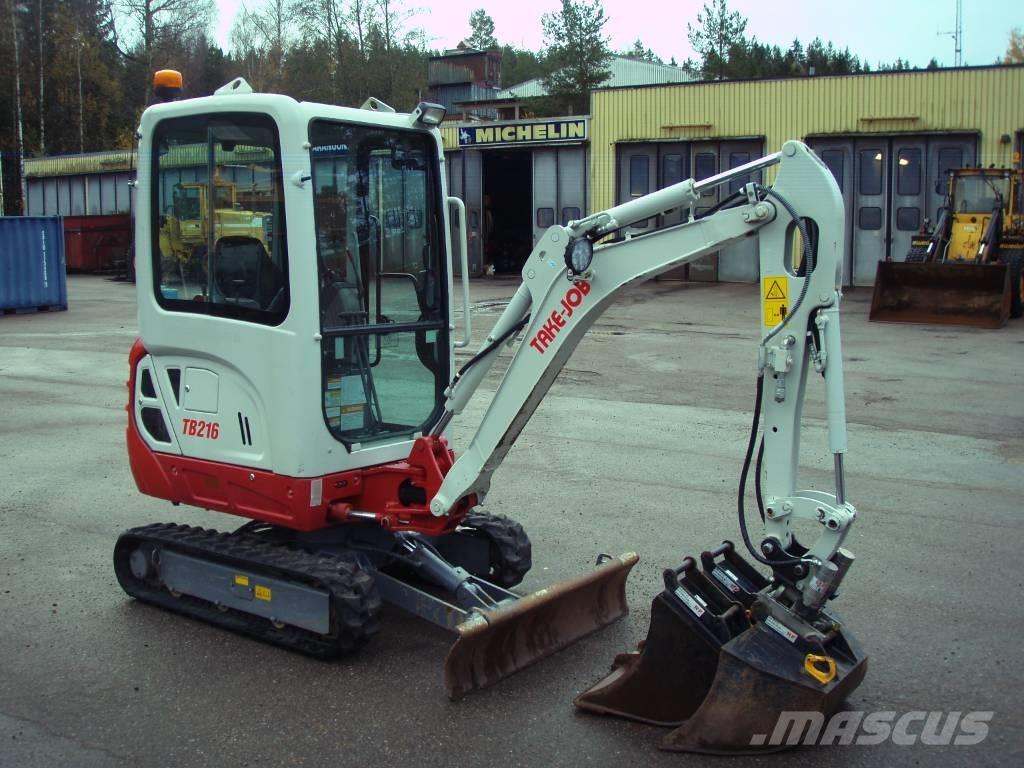 Takeuchi TB 216 Minikoparki