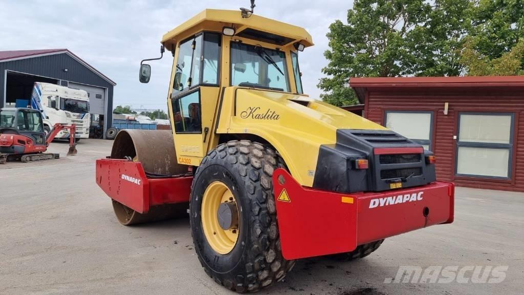 Dynapac CA 302 D Walce jednobębnowe