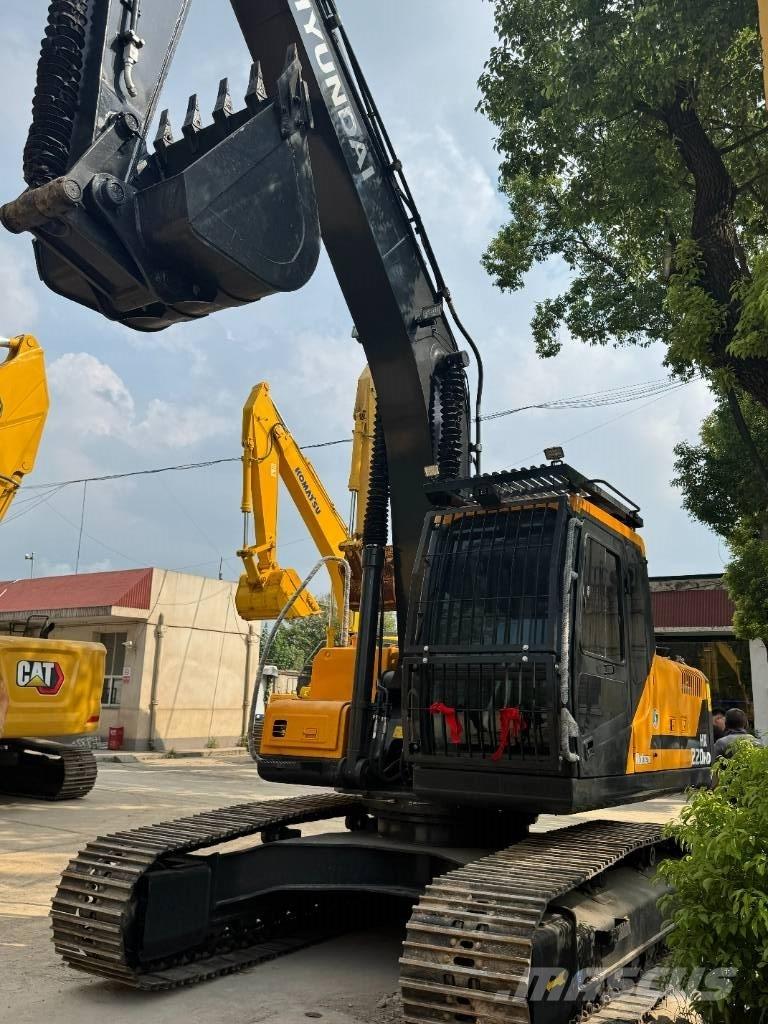 Hyundai HX220HD Koparki gąsienicowe