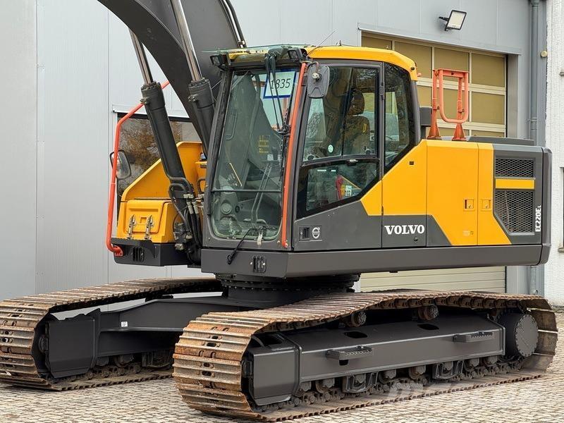 Volvo EC 220 EL Koparki gąsienicowe