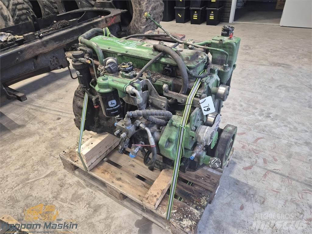 John Deere 1510e Silniki