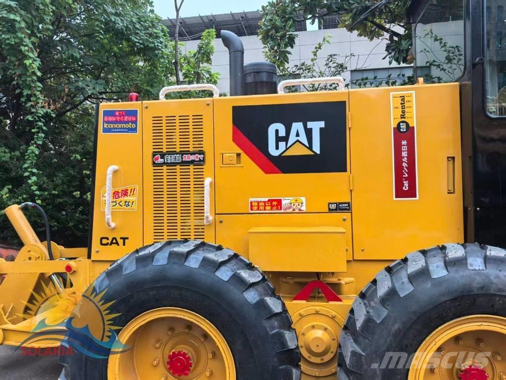CAT 140 K Równiarki