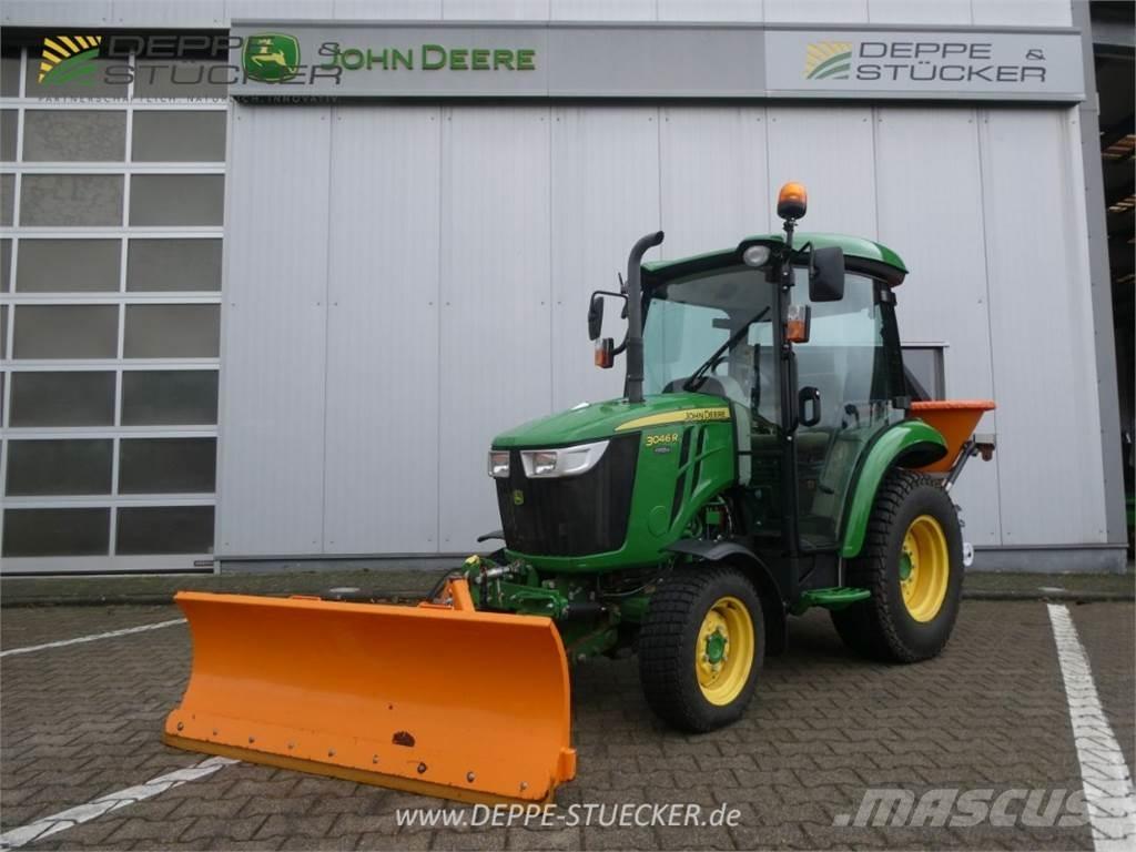 John Deere 3046R Mikrociągniki