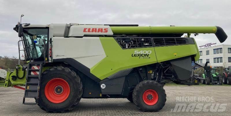 CLAAS LEXION 5400 Kombajny zbożowe