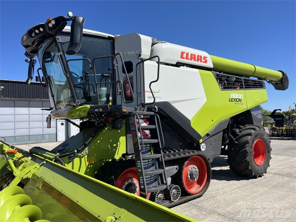 CLAAS Lexion 8800TT Kombajny zbożowe