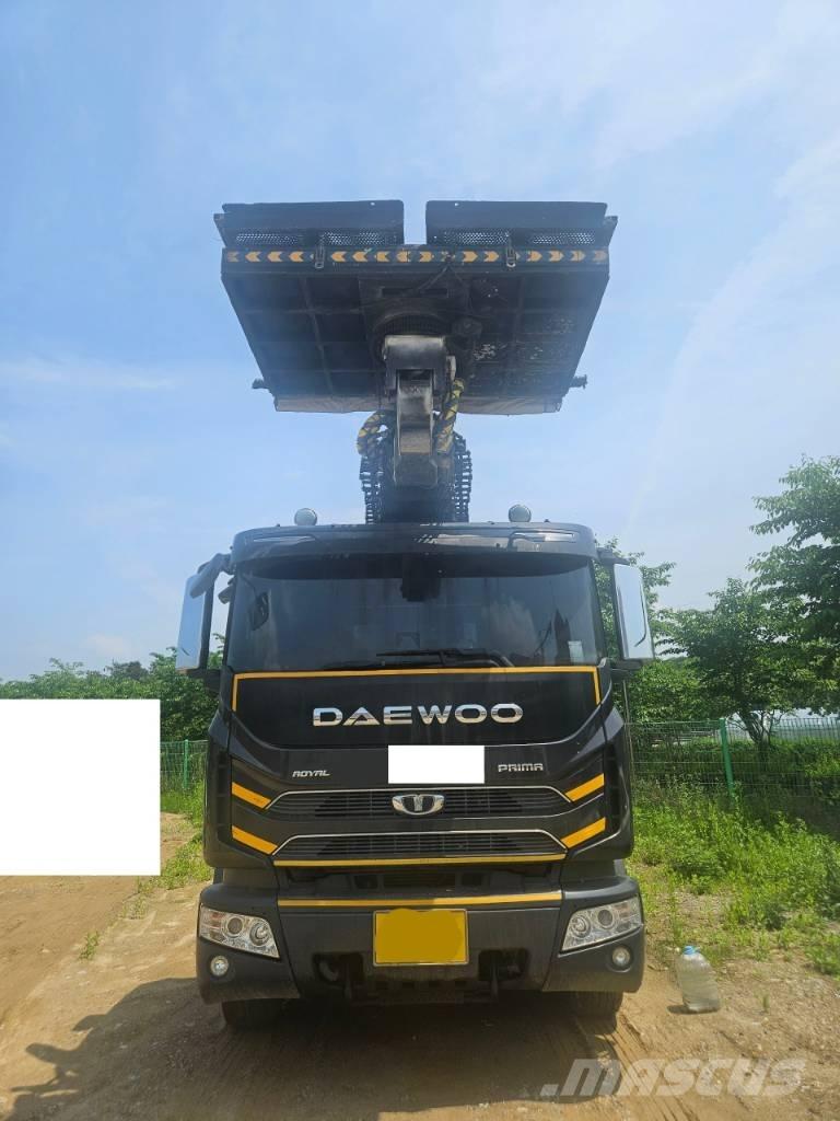  HANA 650 Podnośniki koszowe