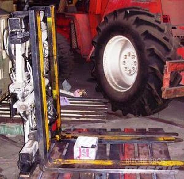  Twin pallet handler Wózki paletowe ręczne
