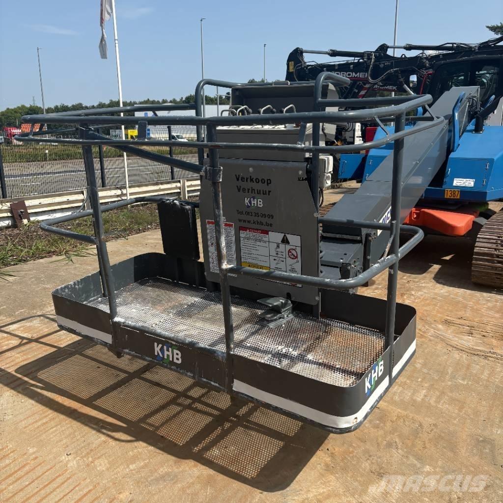 Aichi SR 12 B Podnośniki teleskopowe