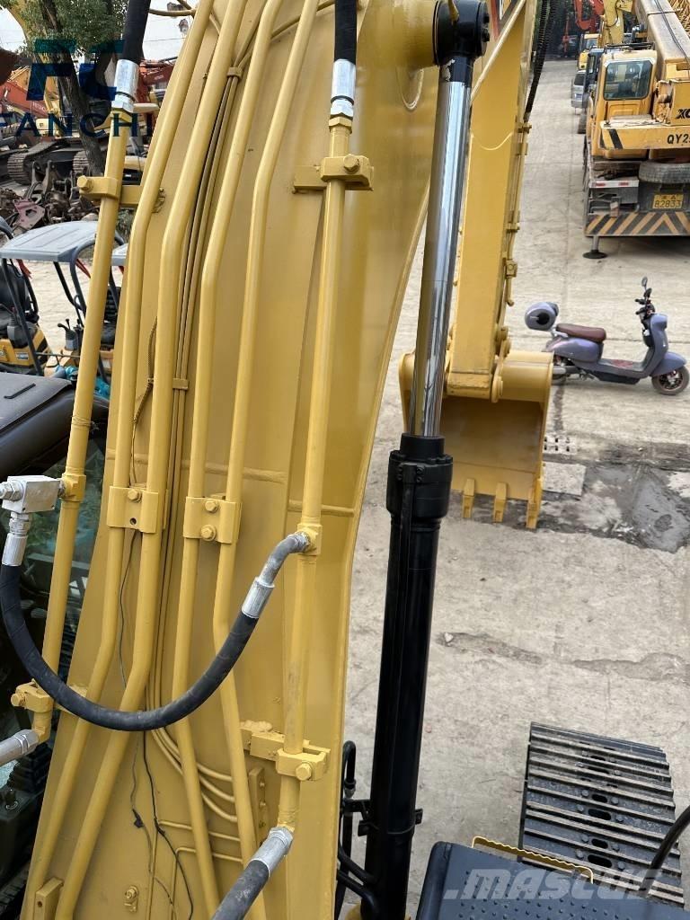 CAT 320 D Koparki gąsienicowe