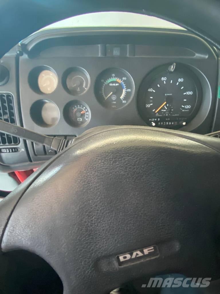DAF XF 95.380 Ciężarówki typu Platforma / Skrzynia