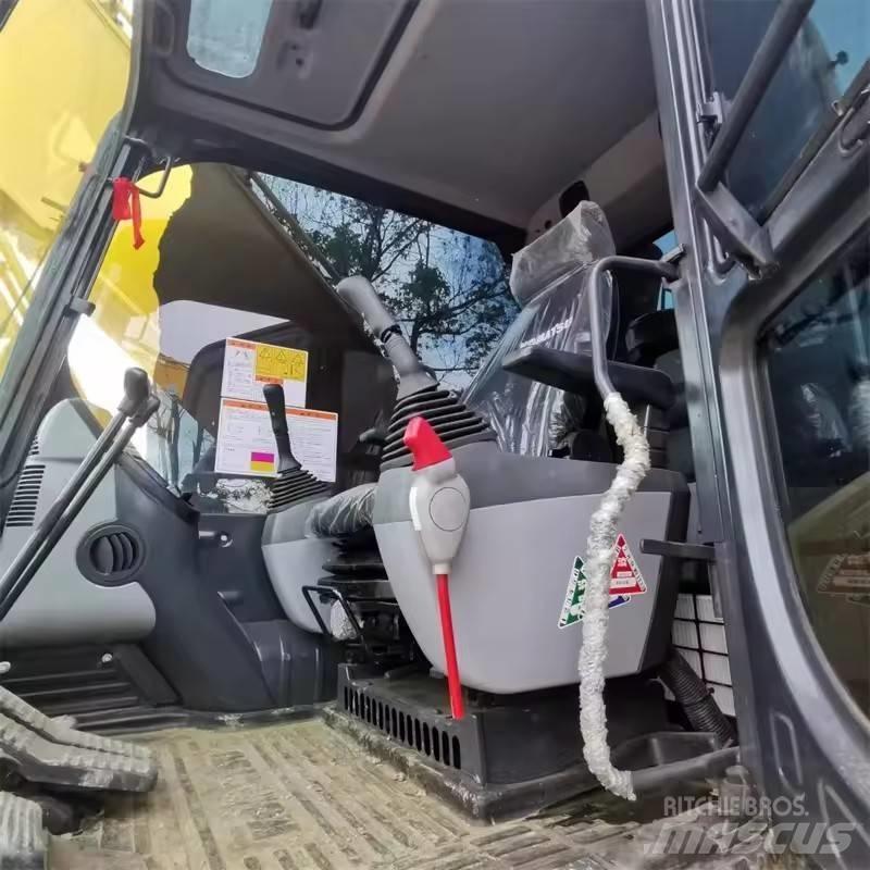 Komatsu PC270 Koparki gąsienicowe