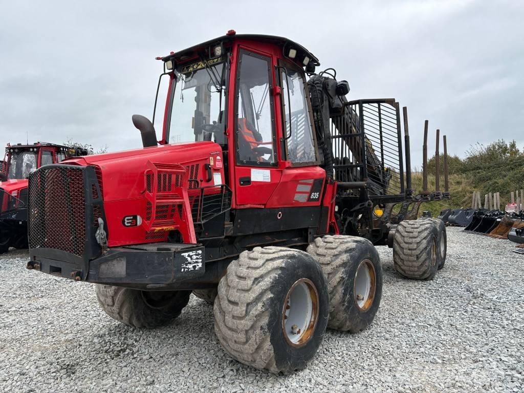 Komatsu 835 Forwardery