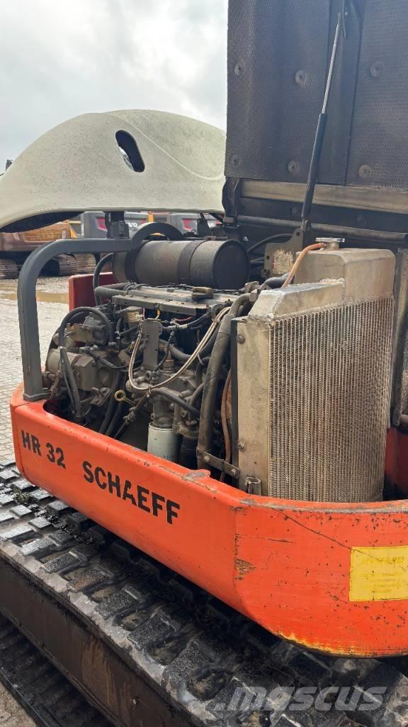 Schaeff HR 32 Midikoparki  7t - 12t