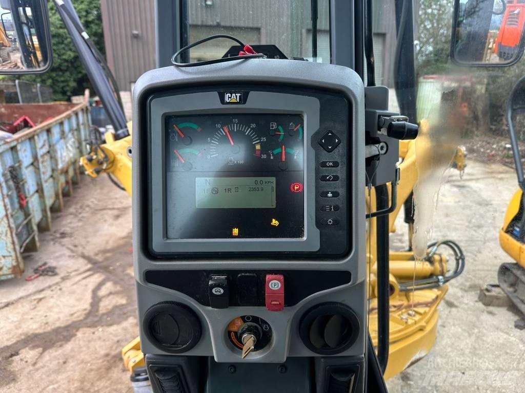 CAT 150 Równiarki