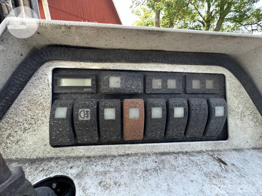 Terberg RE 4-35 Inne