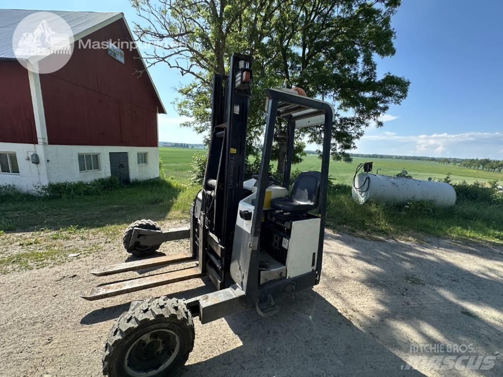 Terberg RE 4-35 Inne