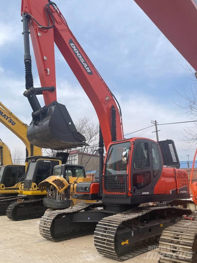 Doosan DX225lc-9 Koparki gąsienicowe