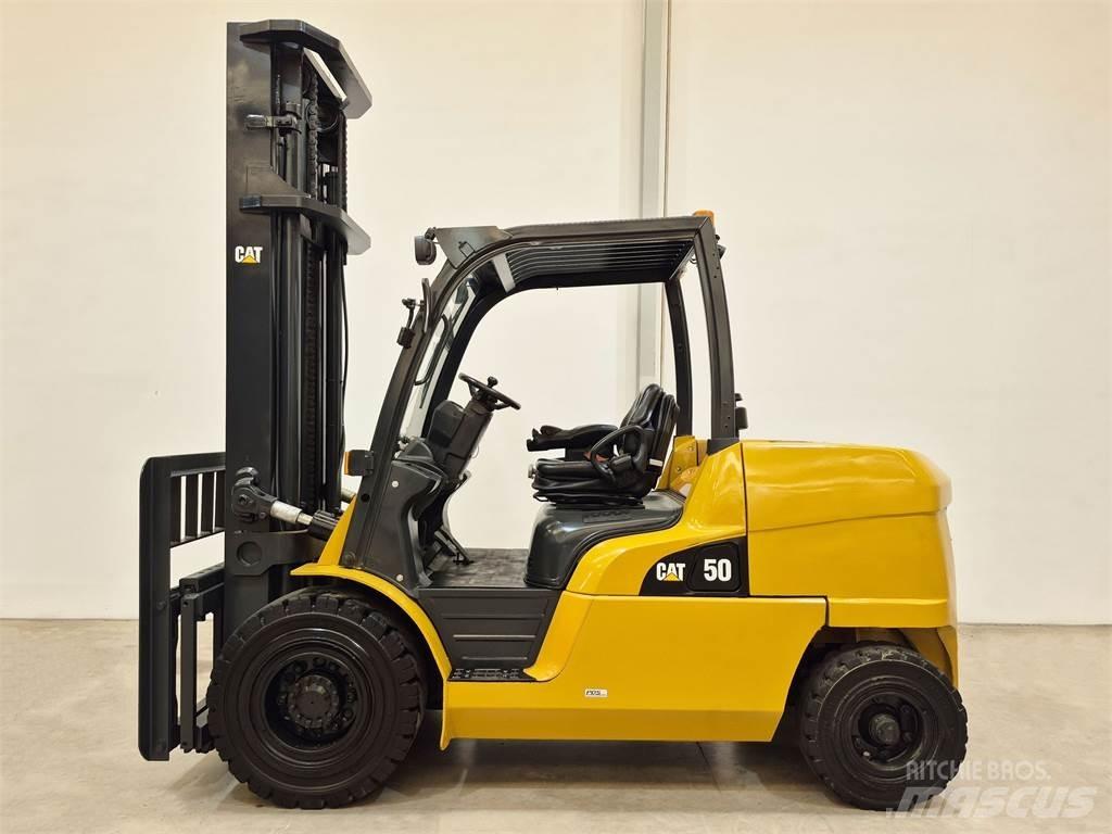 CAT DP50NB Wózki Diesla