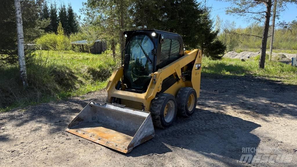 CAT 226 D Ładowarki burtowe