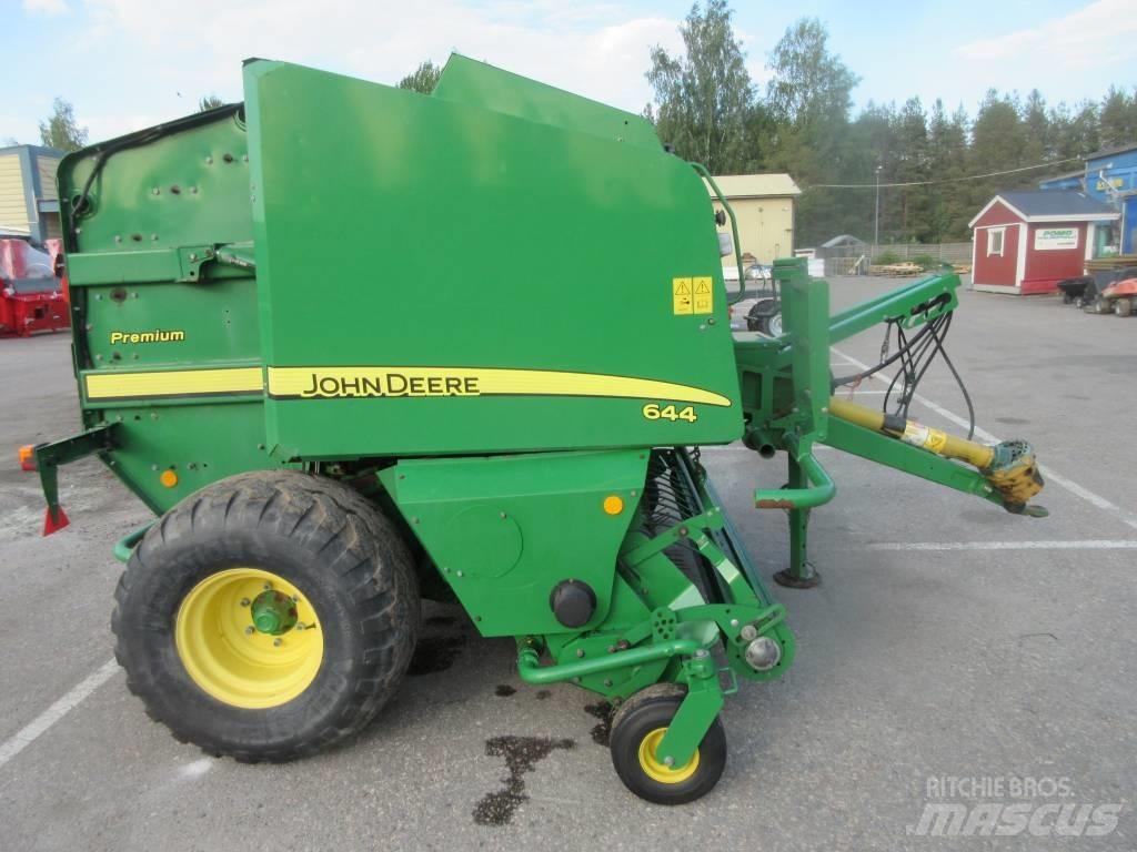 John Deere 644 Prasy zwijające