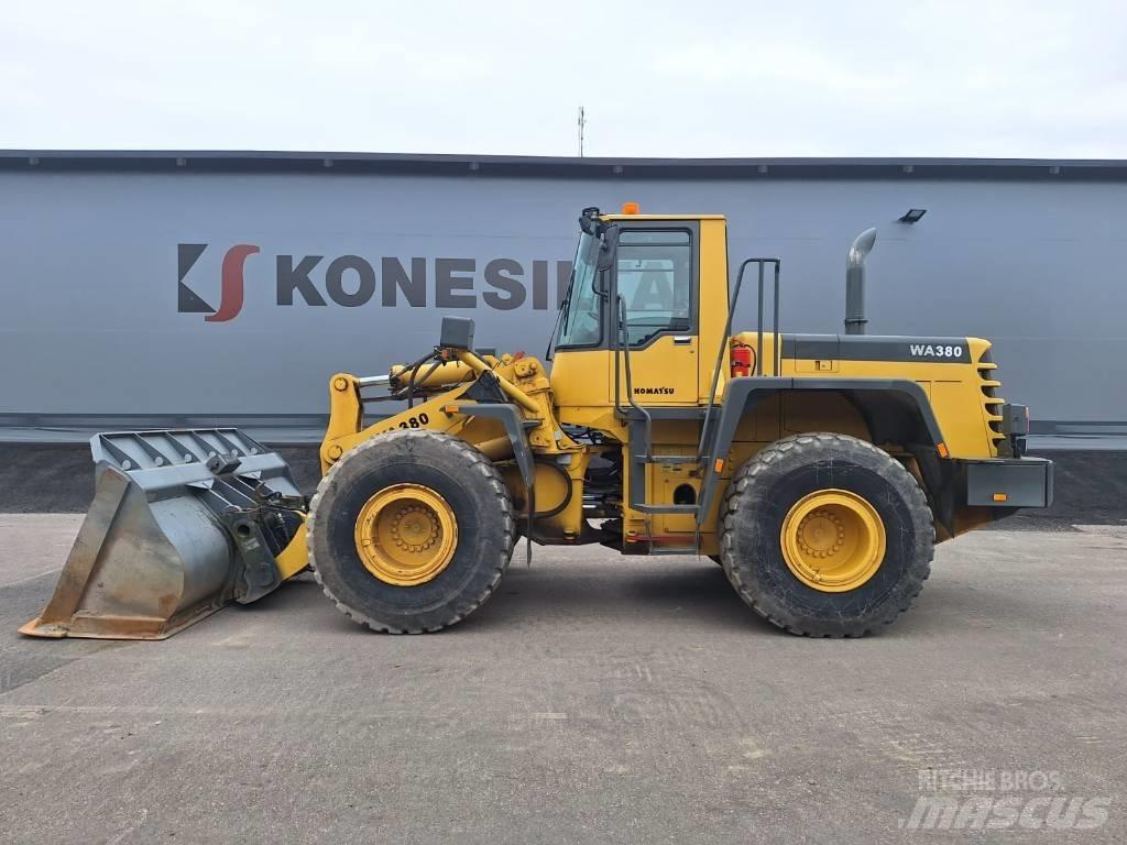 Komatsu WA 380-3A Ładowarki kołowe