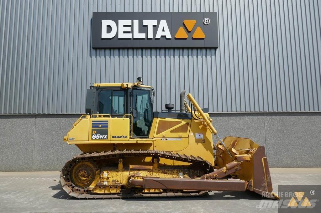 Komatsu D65WX-17 Spycharki gąsienicowe
