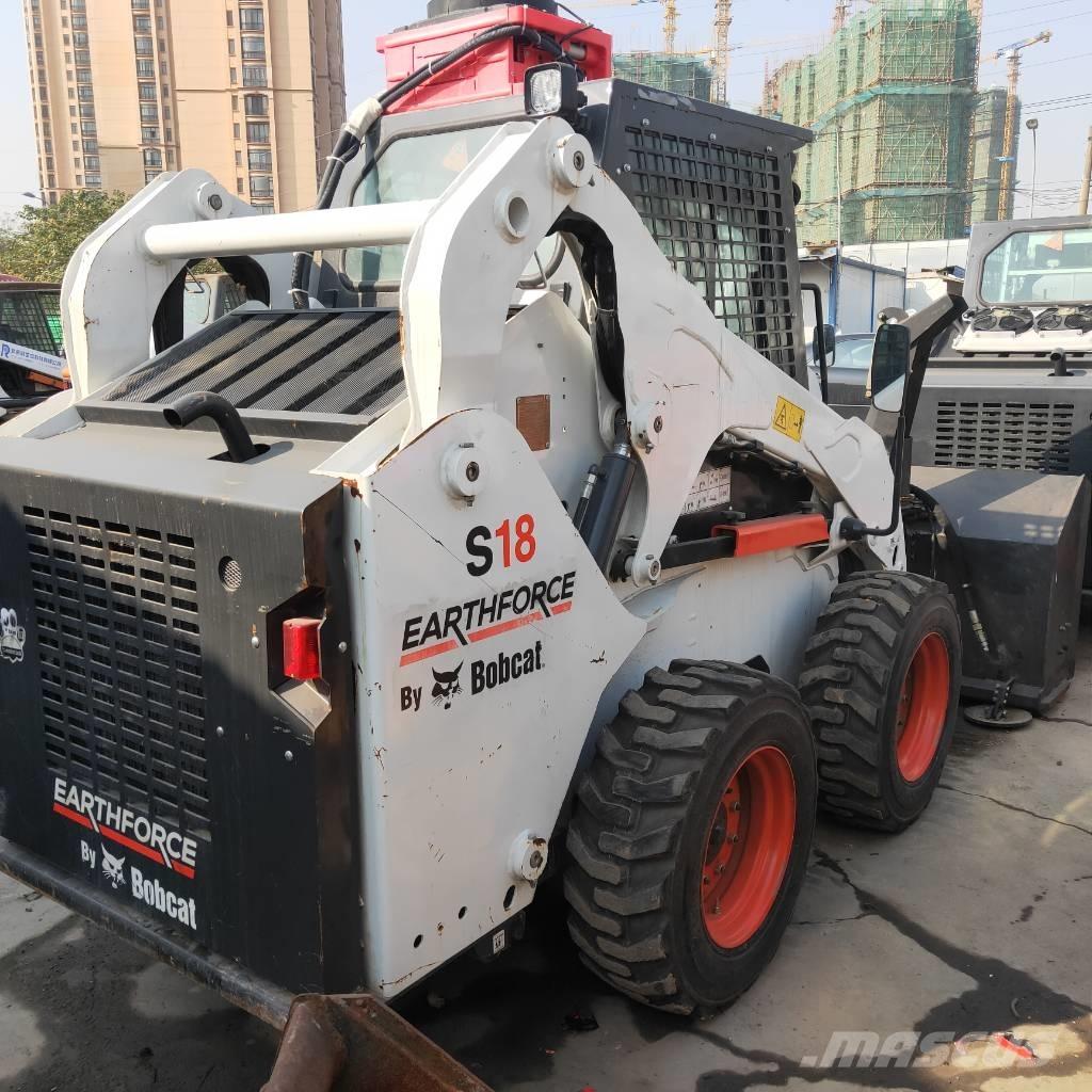 Bobcat S18 Ładowarki burtowe