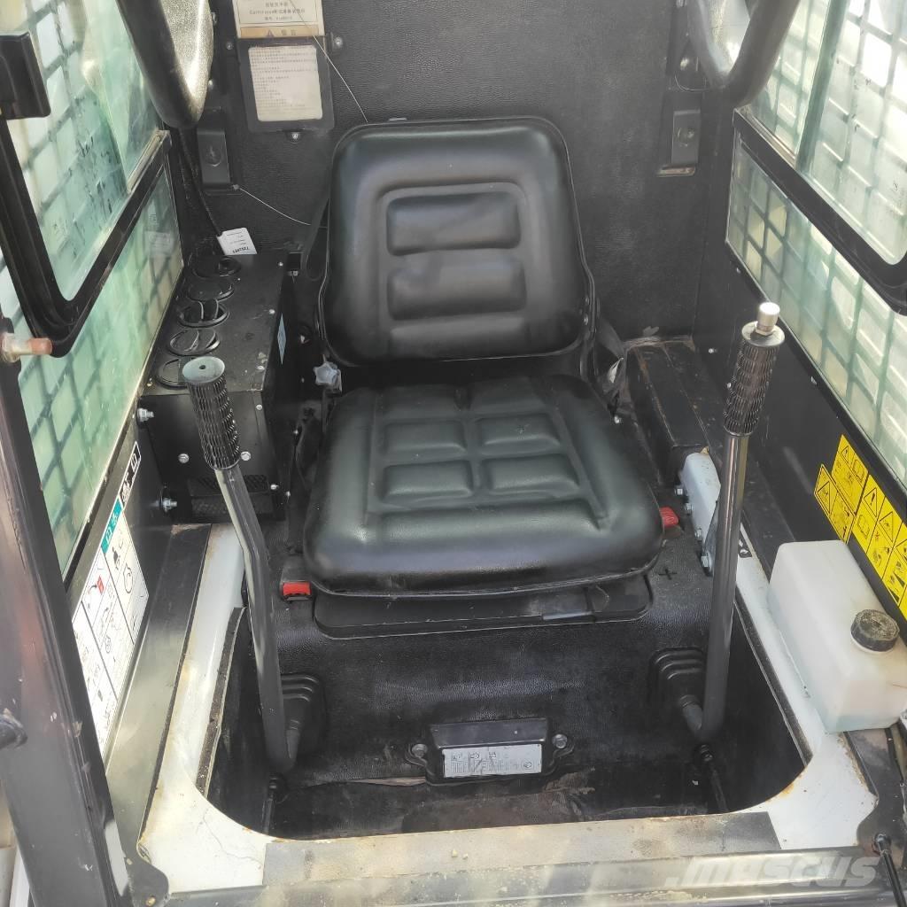 Bobcat S18 Ładowarki burtowe