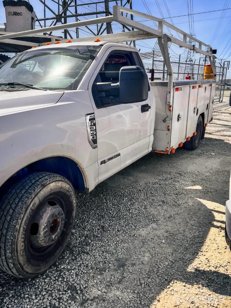 Ford F 350 XL Pick-upy / Pojazdy z otwieranymi burtami