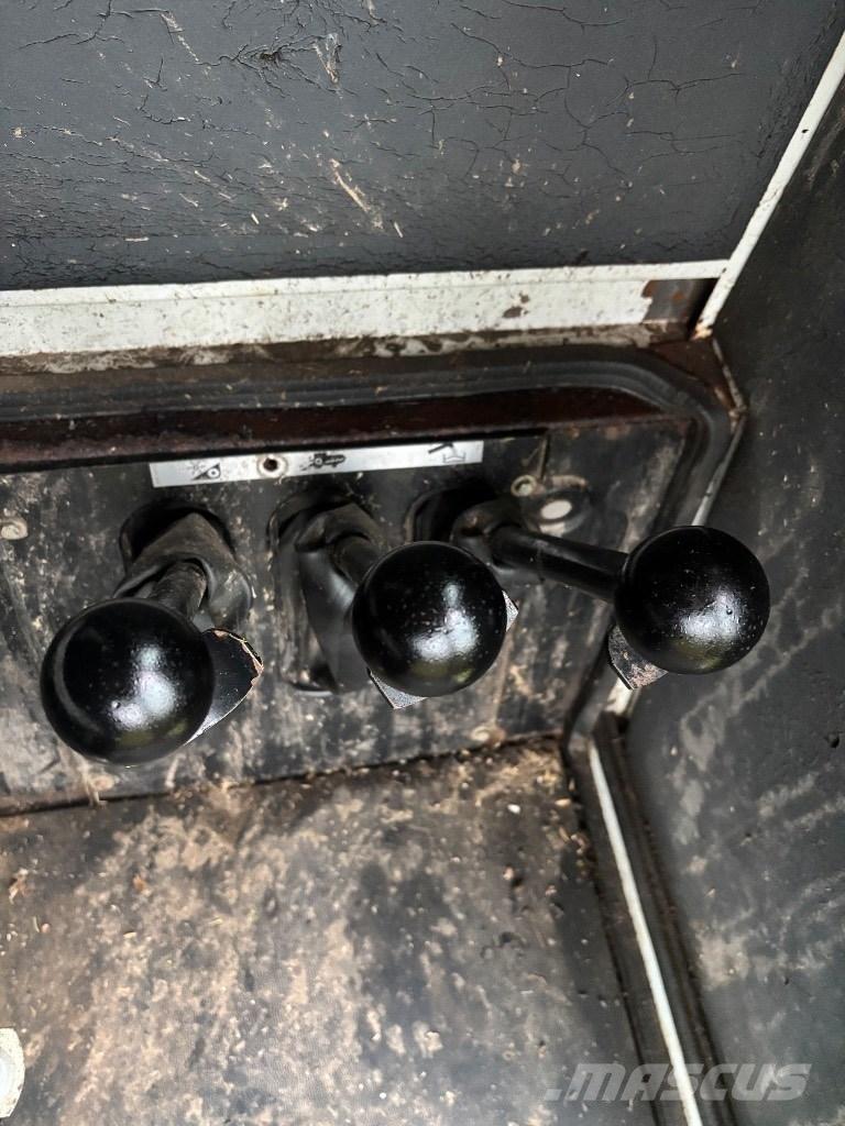 CLAAS 48 Kombajny zbożowe