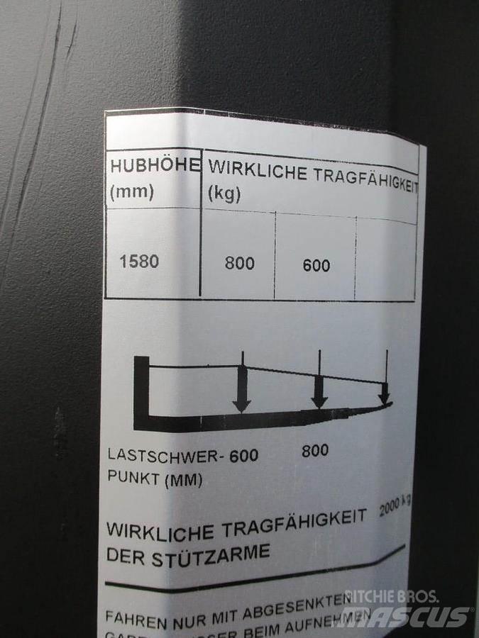 BT SWE 080L Wózki widłowe unoszące z dyszlem
