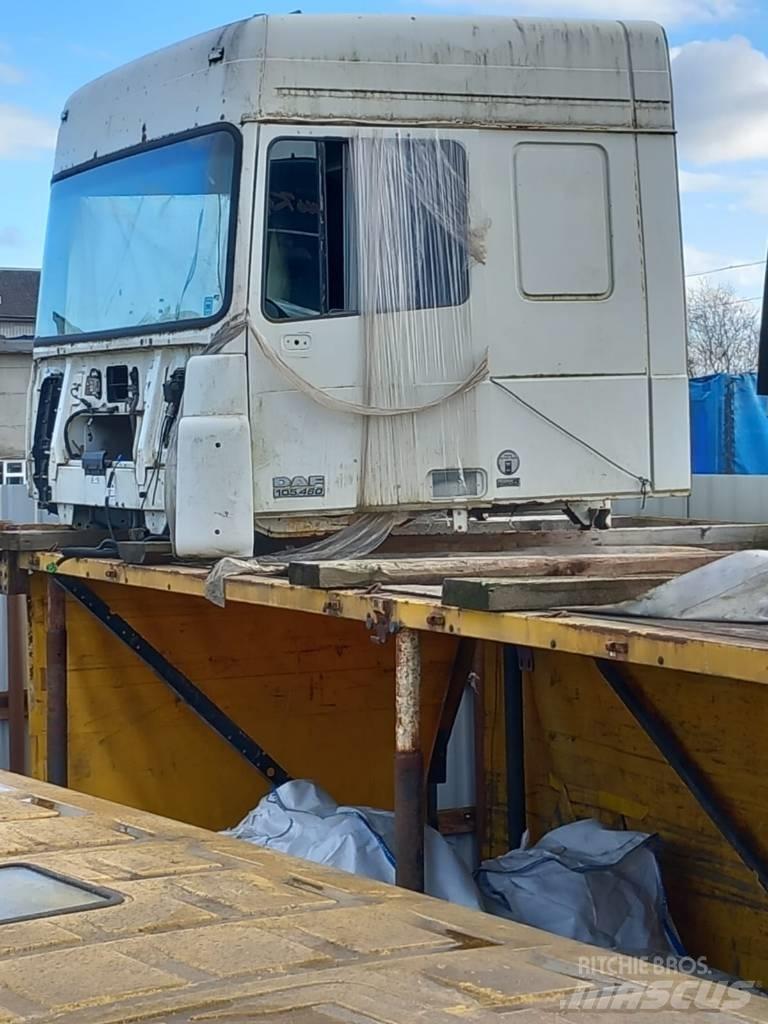 DAF XF105.460 Kabiny i wnętrze
