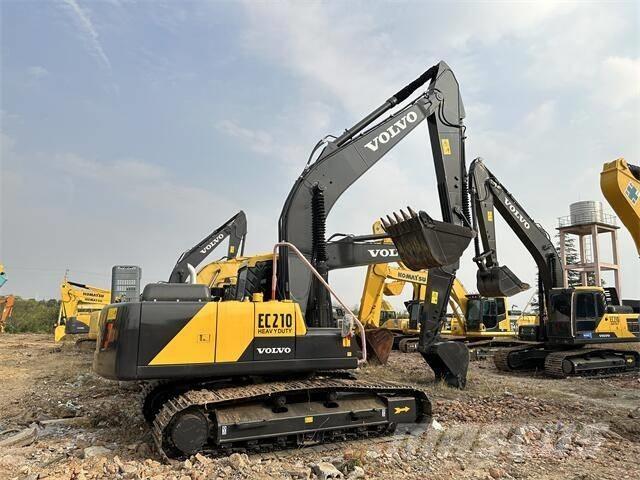 Volvo EC210B Koparki gąsienicowe